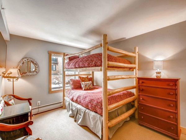 Vail Lionshead Condo 970567