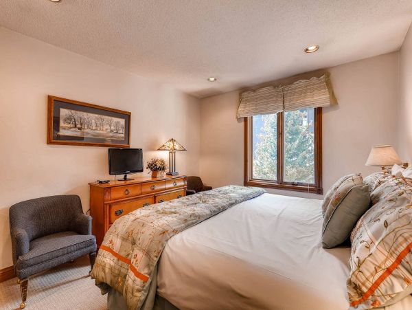 Vail Lionshead Condo 970568