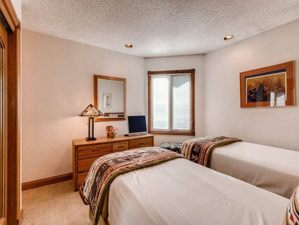 Vail Lionshead Condo 970568