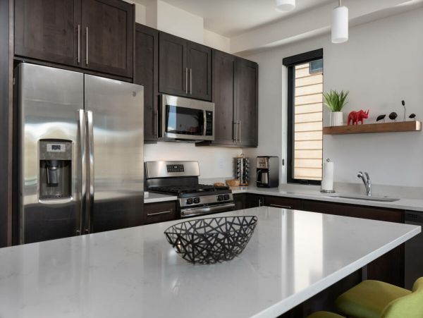 New & Modern 4 Bedroom Townhome in Winter Park