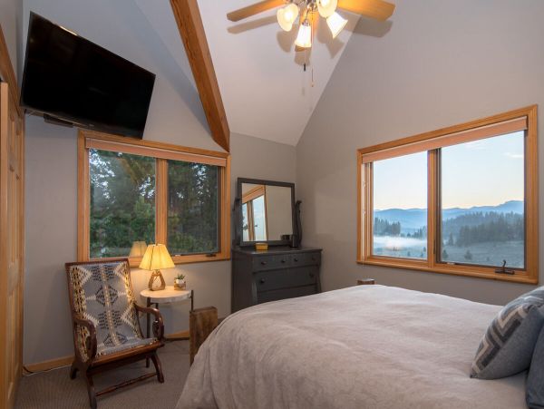 Mountain Views Granby Vacation Home Six Bedroom
