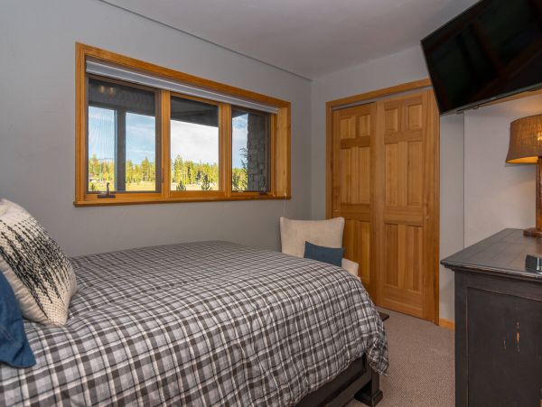 Mountain Views Granby Vacation Home Six Bedroom