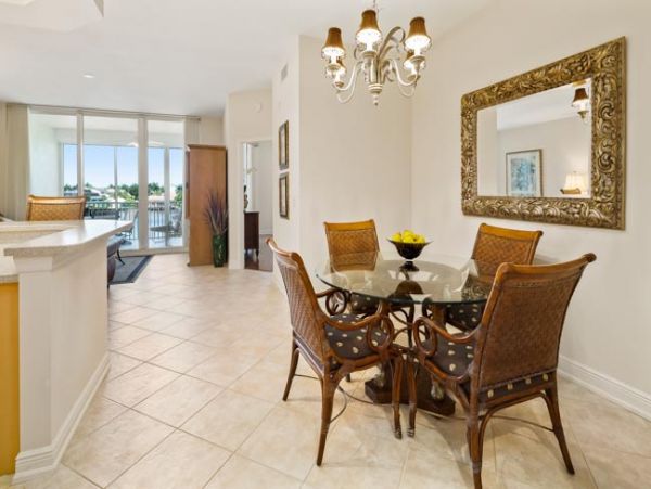 Naples Condo 970693