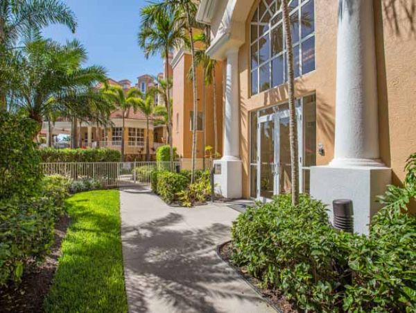 Naples Condo 970693