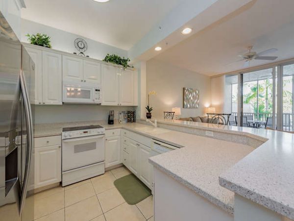 Naples Condo 970695