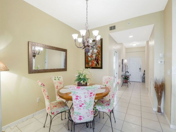 Spectacular Interior Three Bedroom Walk to Beach NEW Arrival.