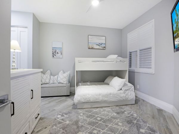 Beautiful Naples Vacation Rental with 3 Bedrooms