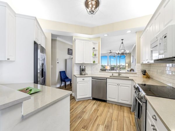 Luxury Naples Vacation Rental with Gulf Views and Amenities