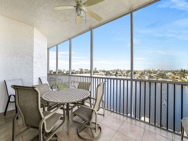Luxury Naples Vacation Rental with Gulf Views and Amenities