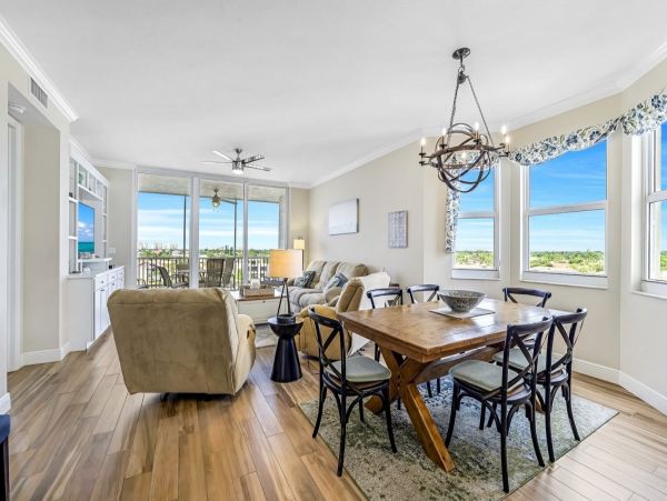 Luxury Naples Vacation Rental with Gulf Views and Amenities