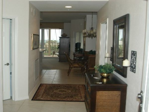 Naples Condo 970702