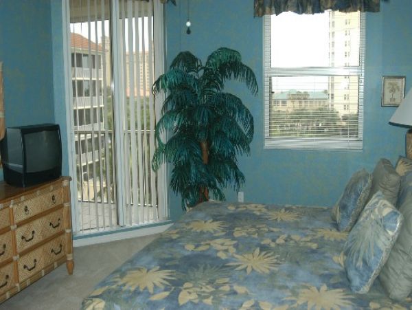Naples Condo 970702
