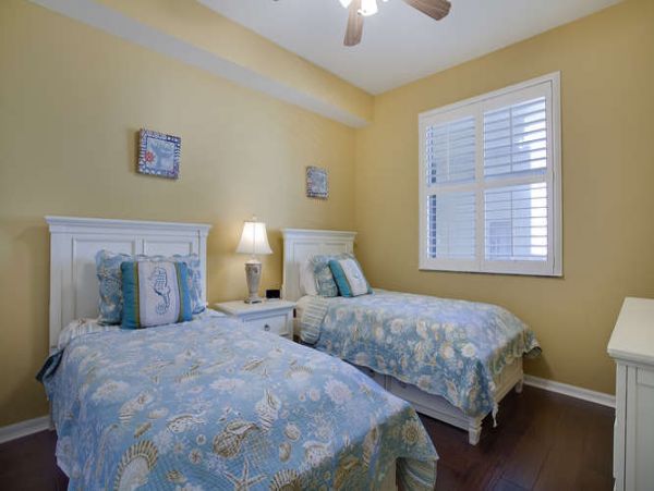 Naples Condo 970706