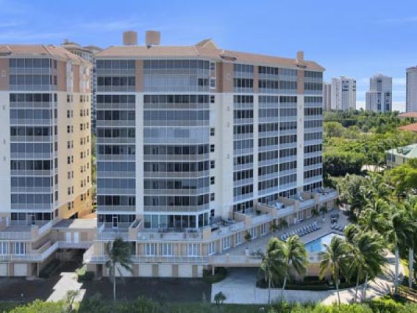 Naples Condo 970707