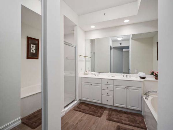 Naples Condo 970711
