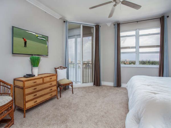 Naples Condo 970714