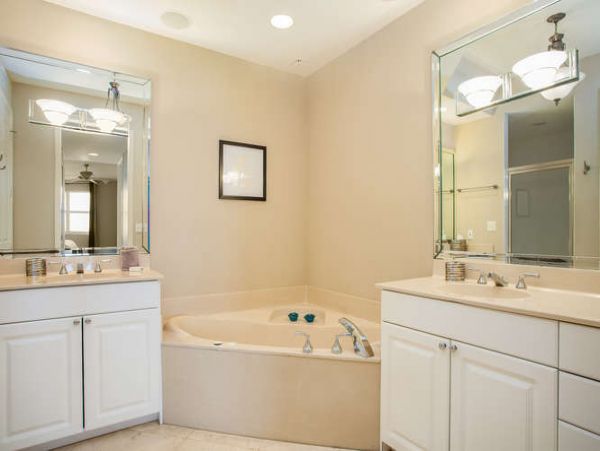 Naples Condo 970714