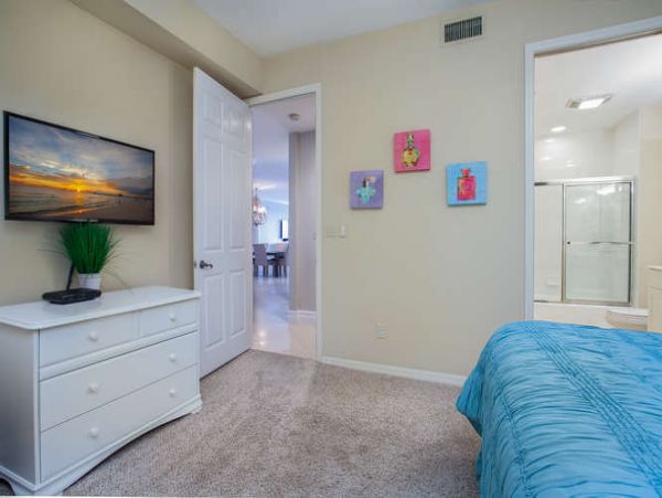 Naples Condo 970714