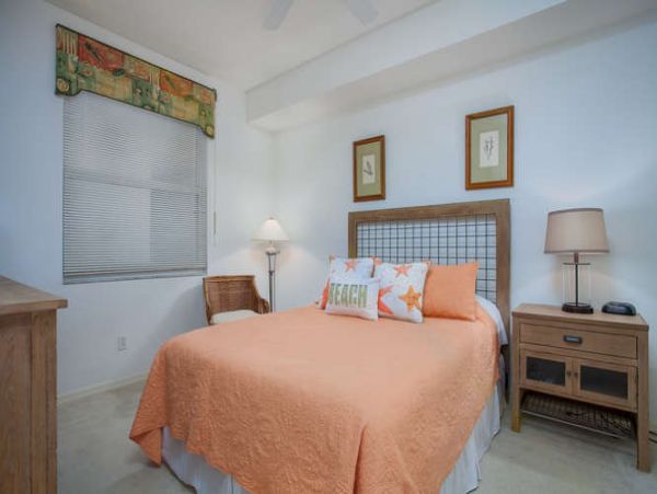 Naples Condo 970716
