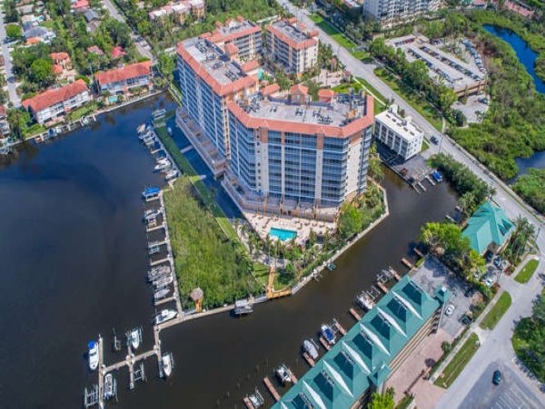 Naples Condo 970716