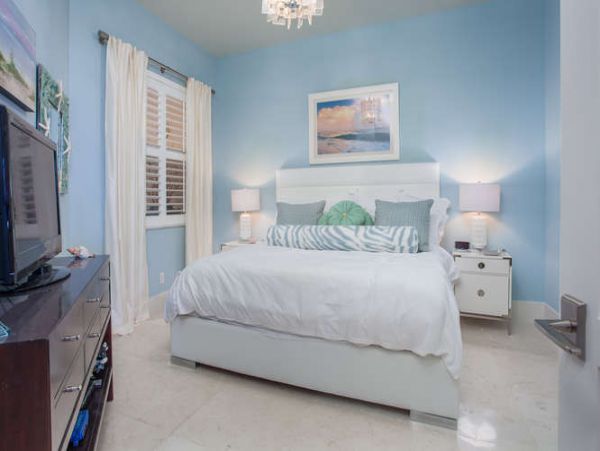 Naples Condo 970718