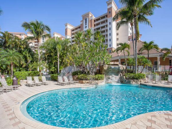 Naples Condo 970718