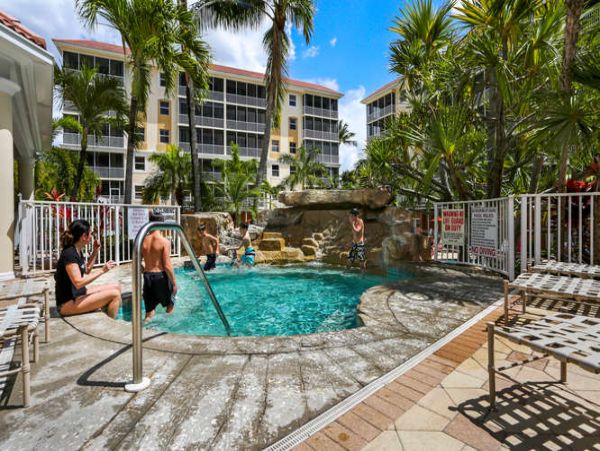Naples Condo 970719