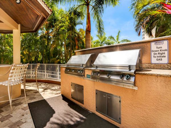 Naples Condo 970719