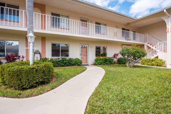 Naples Condo 970727