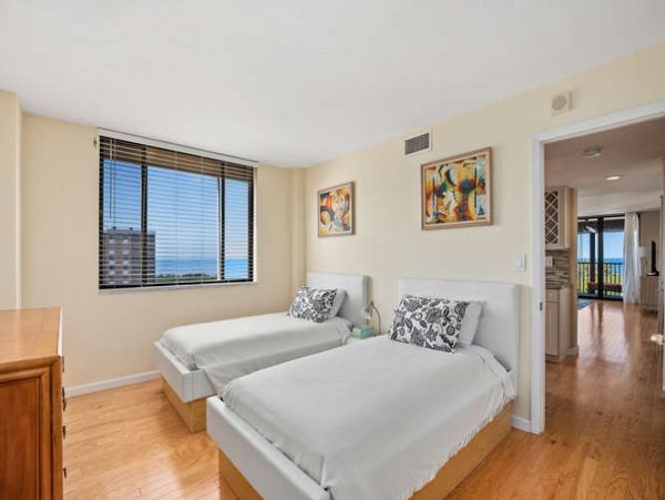 Naples Condo 970739