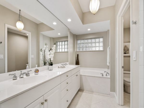 Naples Condo 970750