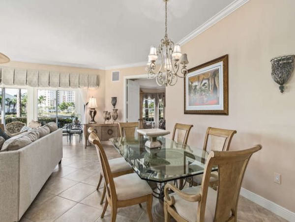 Naples Home 970753