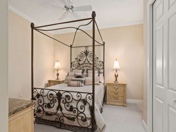 Naples Home 970753