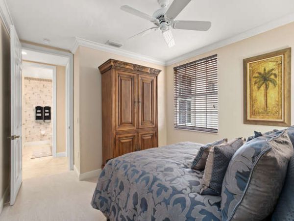 Naples Home 970753