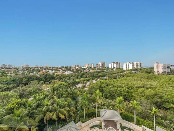 Naples Condo 970760