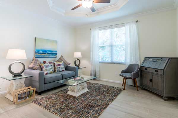 Naples Home 970768