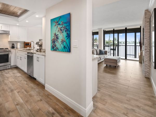 Naples Condo 970778