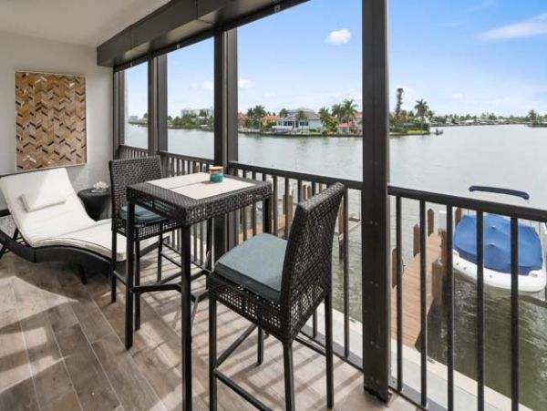 Naples Condo 970778