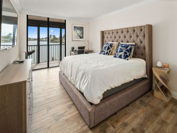 Naples Condo 970778
