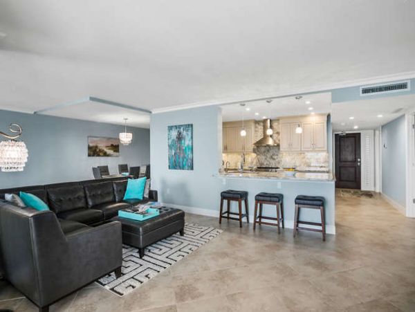 Naples Condo 970779