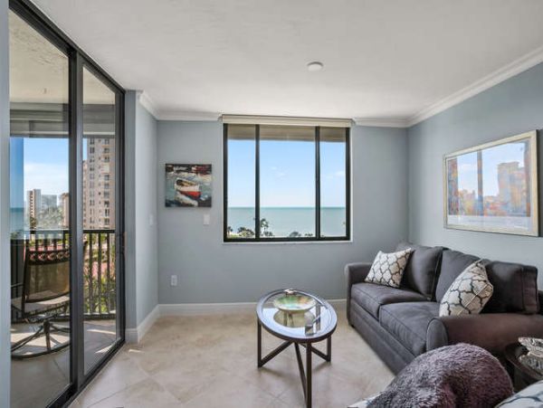 Naples Condo 970779