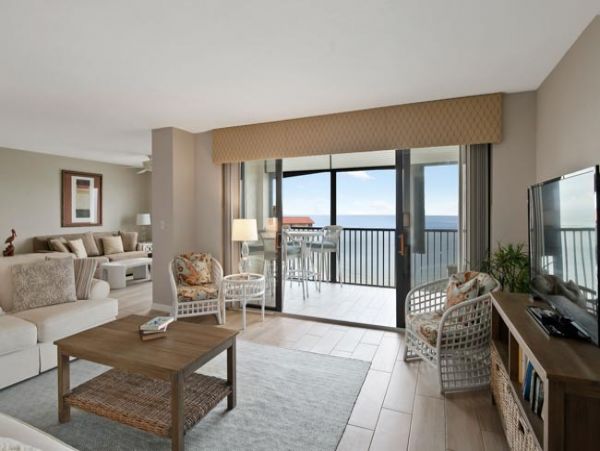 Beachfront 2 Bedroom Condo Full Ocean Views in Naples