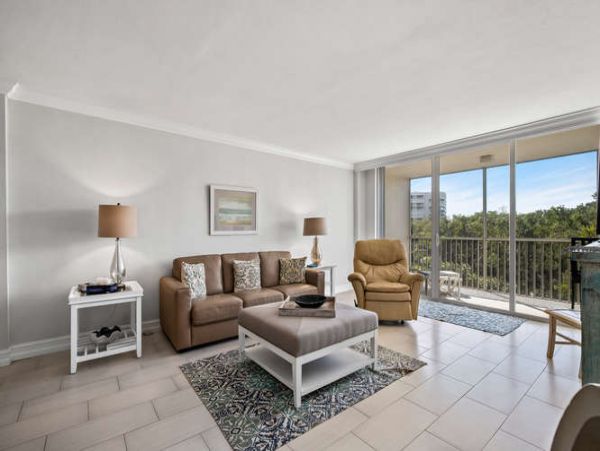 Naples Condo 970789