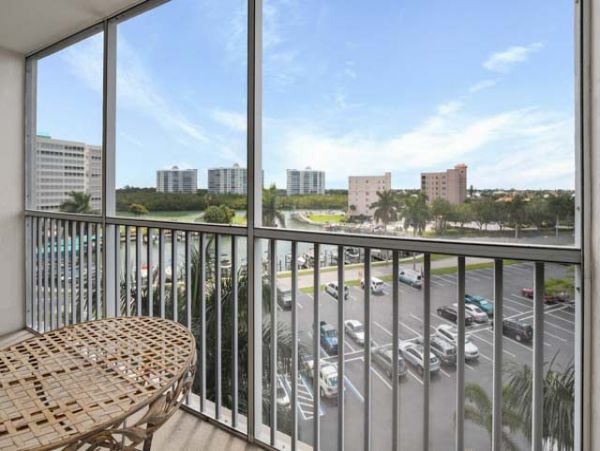 Naples Condo 970796