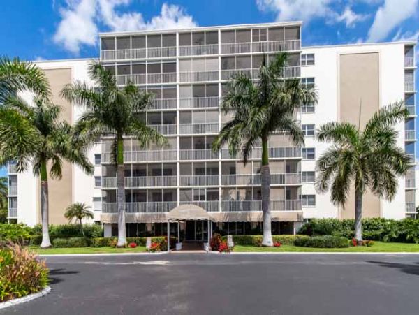 Naples Condo 970796