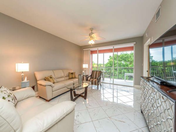 Naples Condo 970798