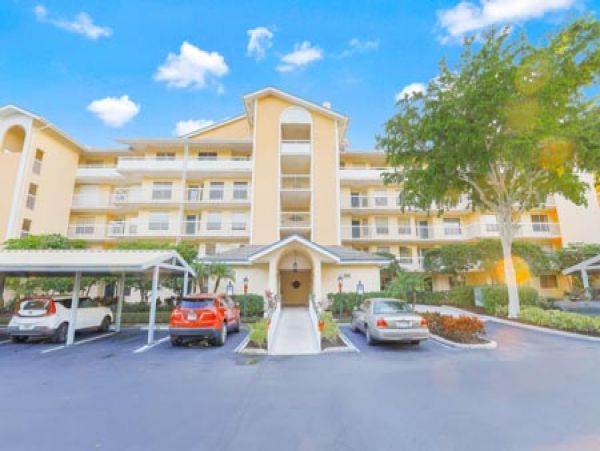 Naples Condo 970808