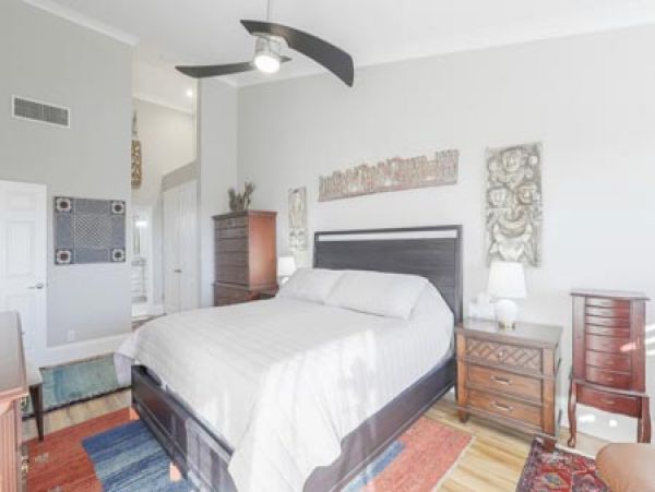 Naples Condo 970808