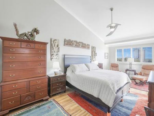 Naples Condo 970808