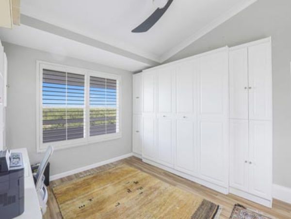 Naples Condo 970808